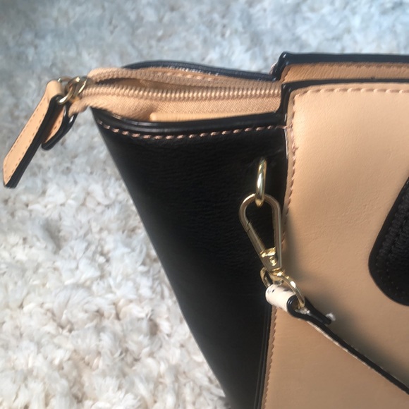 NEIMAN MARCUS | Tri-Tone Tote - Picture 3 of 13